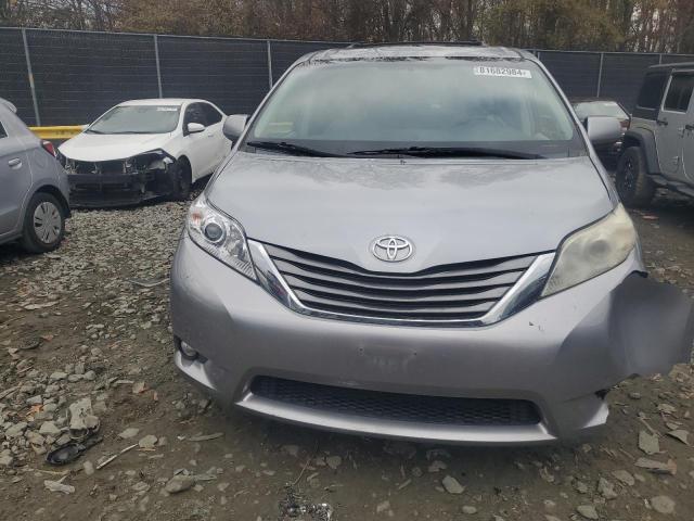 Photo 4 VIN: 5TDDK3DC4CS037202 - TOYOTA SIENNA XLE 