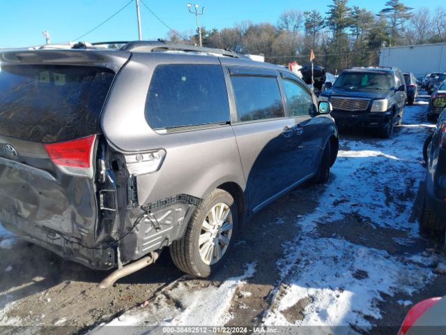 Photo 3 VIN: 5TDDK3DC4CS040617 - TOYOTA SIENNA 