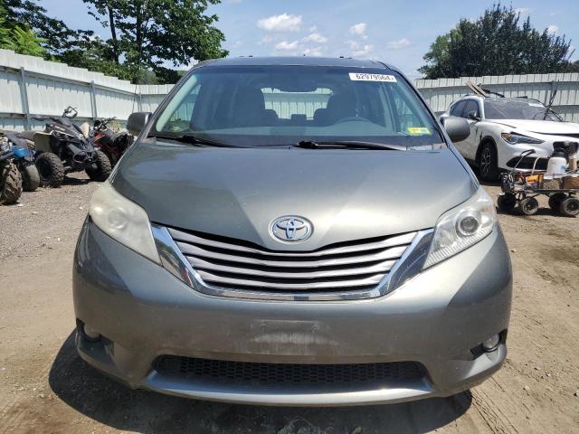 Photo 4 VIN: 5TDDK3DC4CS040925 - TOYOTA SIENNA XLE 