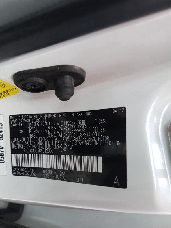 Photo 9 VIN: 5TDDK3DC4CS043386 - TOYOTA SIENNA XLE 