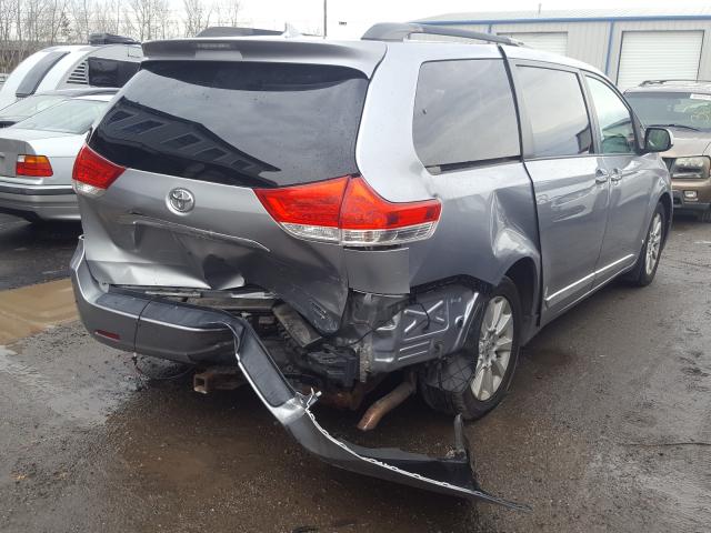 Photo 3 VIN: 5TDDK3DC4CS045350 - TOYOTA SIENNA XLE 