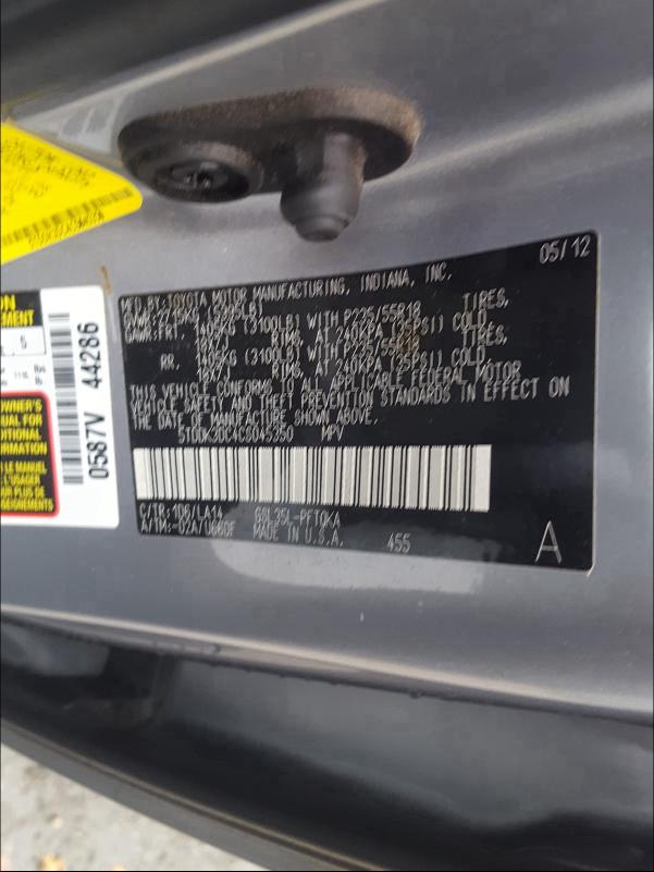 Photo 9 VIN: 5TDDK3DC4CS045350 - TOYOTA SIENNA XLE 