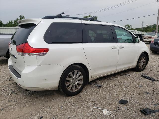 Photo 2 VIN: 5TDDK3DC4DS059721 - TOYOTA SIENNA XLE 