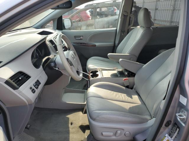 Photo 6 VIN: 5TDDK3DC4DS063817 - TOYOTA SIENNA XLE 