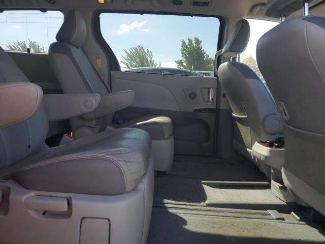 Photo 10 VIN: 5TDDK3DC4DS071271 - TOYOTA SIENNA XLE 