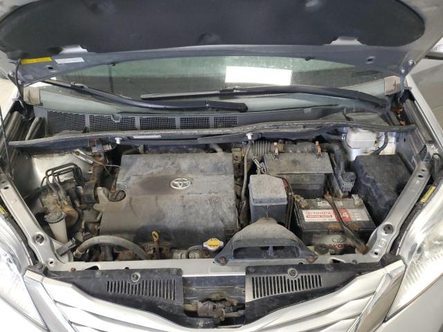 Photo 11 VIN: 5TDDK3DC4ES079517 - TOYOTA SIENNA XLE 