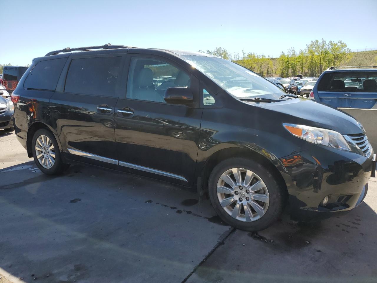 Photo 3 VIN: 5TDDK3DC4FS116339 - TOYOTA SIENNA 