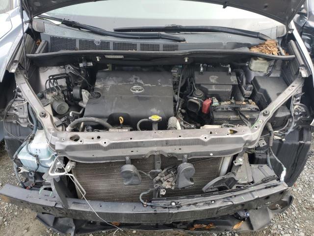 Photo 11 VIN: 5TDDK3DC4GS131392 - TOYOTA SIENNA XLE 