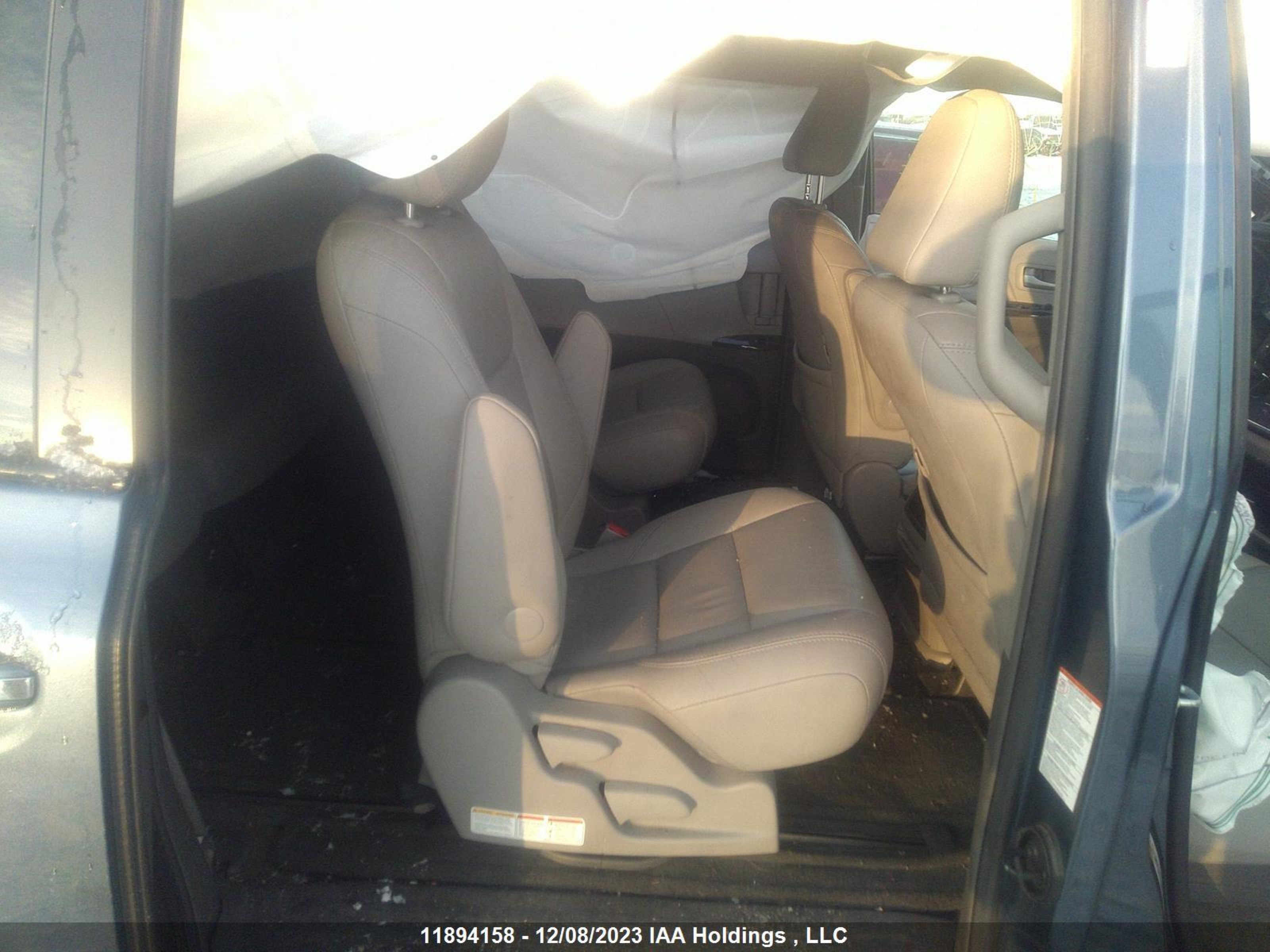 Photo 7 VIN: 5TDDK3DC4GS139802 - TOYOTA SIENNA 