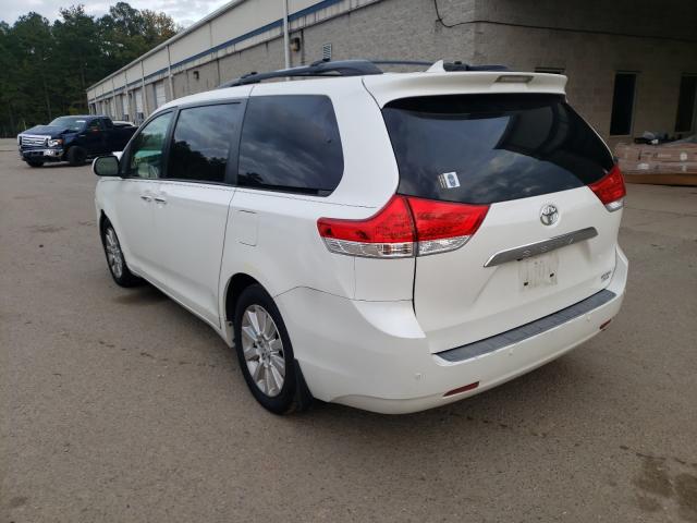 Photo 2 VIN: 5TDDK3DC5BS008421 - TOYOTA SIENNA XLE 