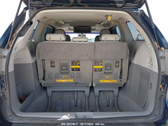 Photo 7 VIN: 5TDDK3DC5BS008841 - TOYOTA SIENNA 