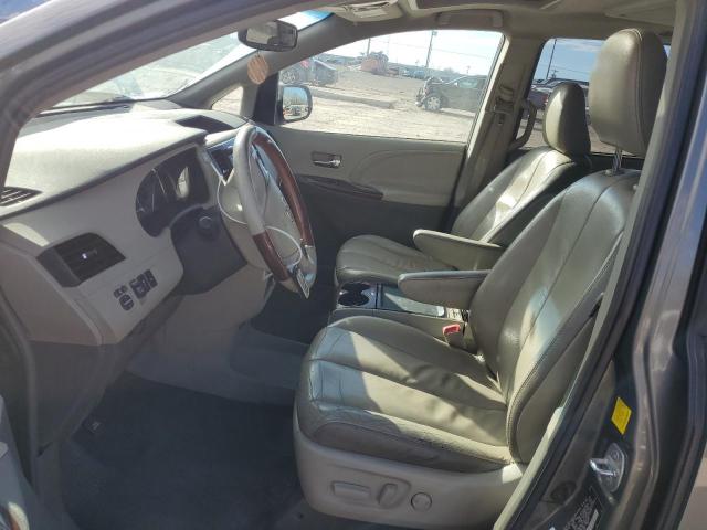 Photo 6 VIN: 5TDDK3DC5BS010315 - TOYOTA SIENNA XLE 