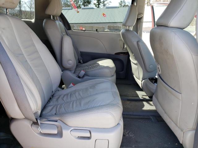 Photo 10 VIN: 5TDDK3DC5BS020620 - TOYOTA SIENNA XLE 