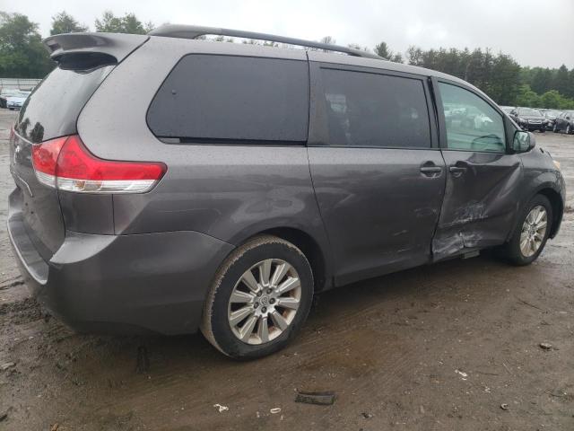 Photo 2 VIN: 5TDDK3DC5BS022903 - TOYOTA SIENNA XLE 