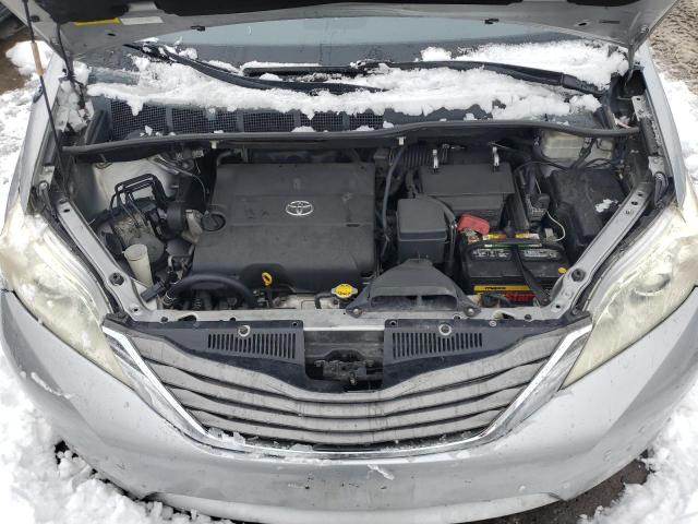 Photo 11 VIN: 5TDDK3DC5BS026126 - TOYOTA SIENNA XLE 