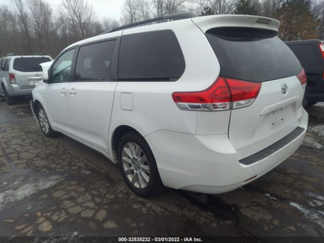 Photo 2 VIN: 5TDDK3DC5BS026417 - TOYOTA SIENNA 