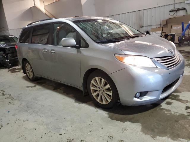 Photo 3 VIN: 5TDDK3DC5BS027275 - TOYOTA SIENNA XLE 