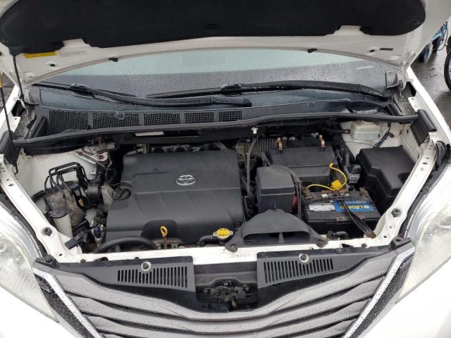 Photo 10 VIN: 5TDDK3DC5BS029057 - TOYOTA SIENNA XLE 