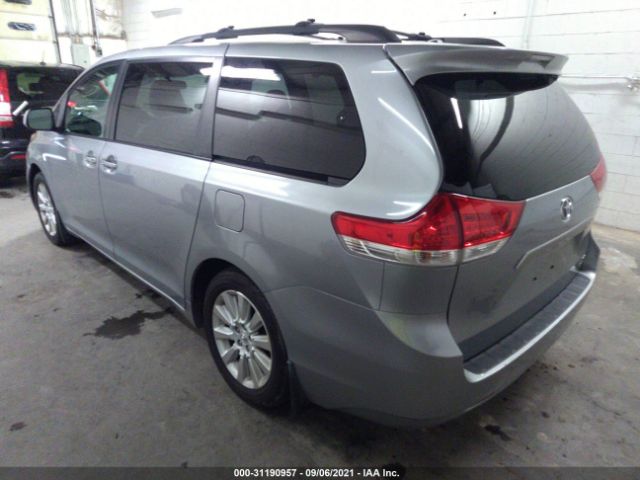 Photo 2 VIN: 5TDDK3DC5CS032302 - TOYOTA SIENNA 