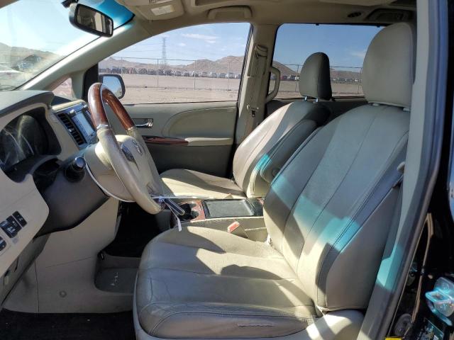 Photo 6 VIN: 5TDDK3DC5CS044756 - TOYOTA SIENNA XLE 