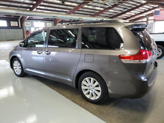 Photo 1 VIN: 5TDDK3DC5CS048743 - TOYOTA SIENNA XLE 