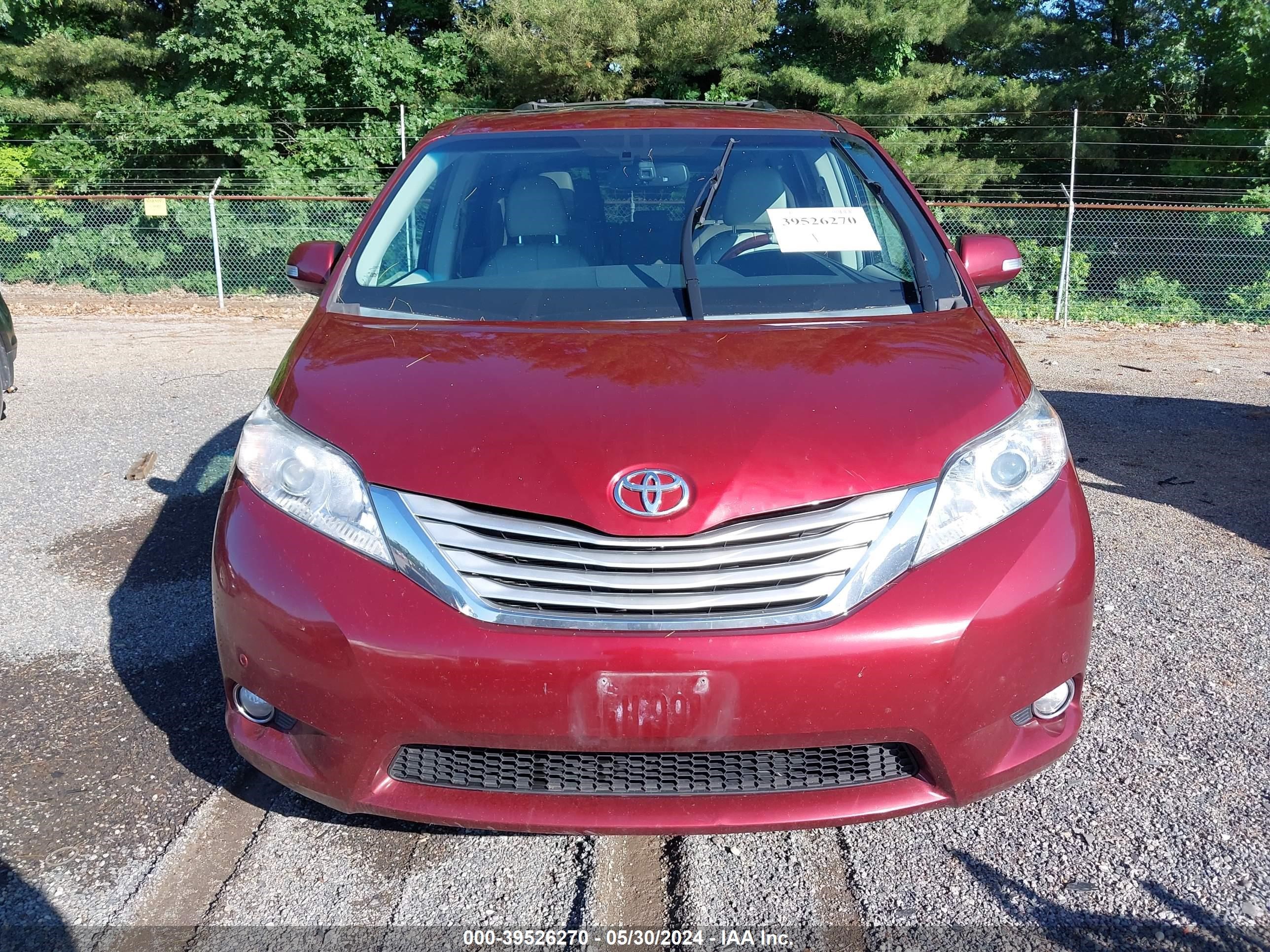 Photo 11 VIN: 5TDDK3DC5DS050784 - TOYOTA SIENNA 