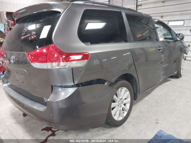 Photo 3 VIN: 5TDDK3DC5DS066211 - TOYOTA SIENNA 