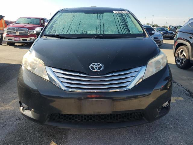 Photo 4 VIN: 5TDDK3DC5DS071330 - TOYOTA SIENNA XLE 