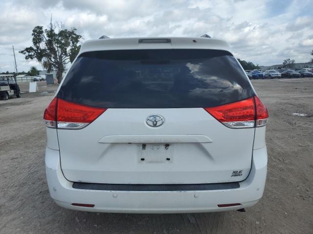 Photo 5 VIN: 5TDDK3DC5ES075704 - TOYOTA SIENNA XLE 