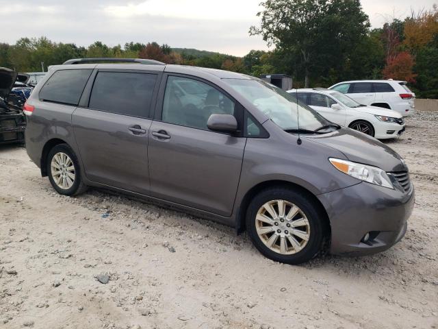 Photo 3 VIN: 5TDDK3DC5ES078215 - TOYOTA SIENNA XLE 