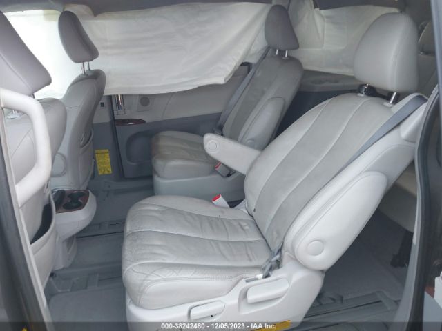 Photo 7 VIN: 5TDDK3DC5ES083317 - TOYOTA SIENNA 