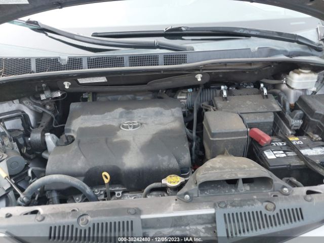 Photo 9 VIN: 5TDDK3DC5ES083317 - TOYOTA SIENNA 