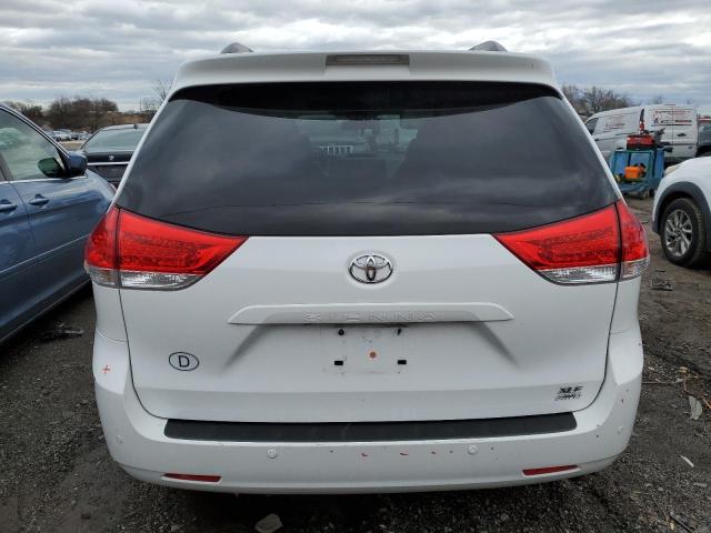 Photo 5 VIN: 5TDDK3DC5ES090266 - TOYOTA SIENNA XLE 