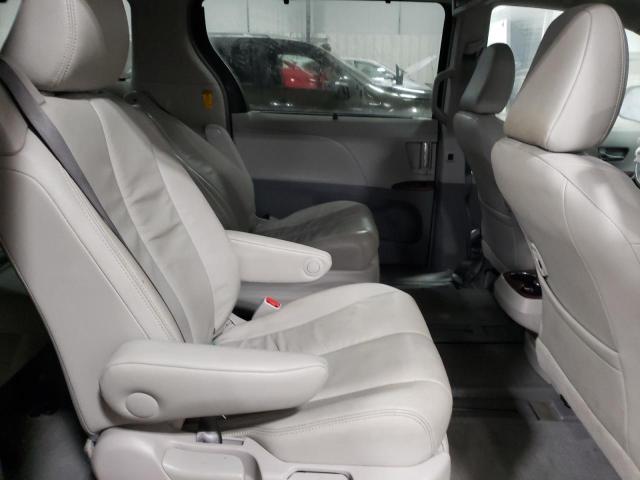 Photo 10 VIN: 5TDDK3DC5ES092941 - TOYOTA SIENNA XLE 