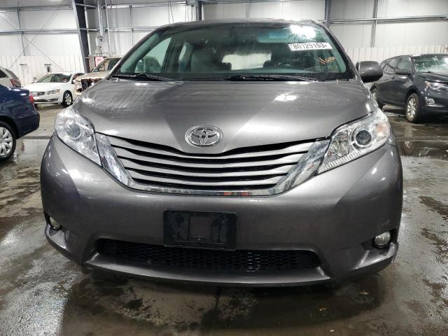 Photo 4 VIN: 5TDDK3DC5FS111165 - TOYOTA SIENNA XLE 