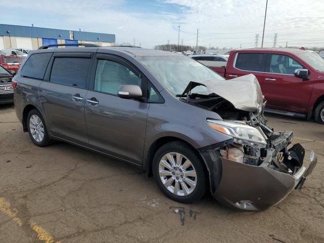 Photo 3 VIN: 5TDDK3DC5FS113000 - TOYOTA SIENNA XLE 