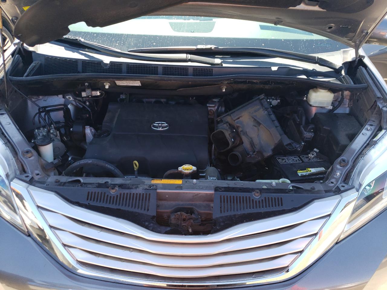 Photo 11 VIN: 5TDDK3DC5FS116995 - TOYOTA SIENNA 