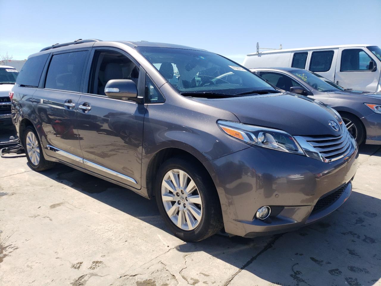 Photo 3 VIN: 5TDDK3DC5FS116995 - TOYOTA SIENNA 