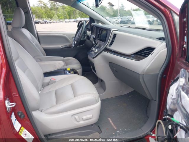 Photo 4 VIN: 5TDDK3DC5GS141963 - TOYOTA SIENNA 