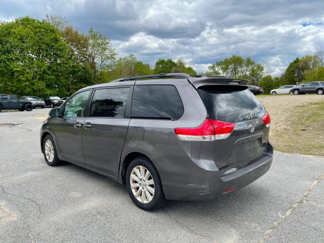 Photo 2 VIN: 5TDDK3DC6BS012378 - TOYOTA SIENNA XLE 