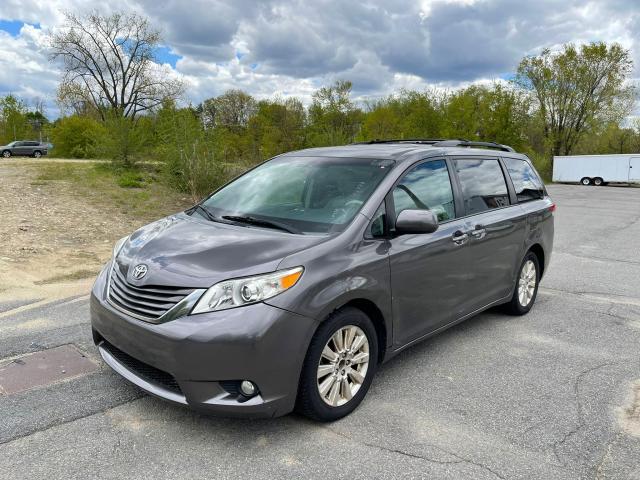 Photo 3 VIN: 5TDDK3DC6BS012378 - TOYOTA SIENNA XLE 