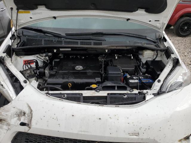 Photo 11 VIN: 5TDDK3DC6BS014227 - TOYOTA SIENNA XLE 