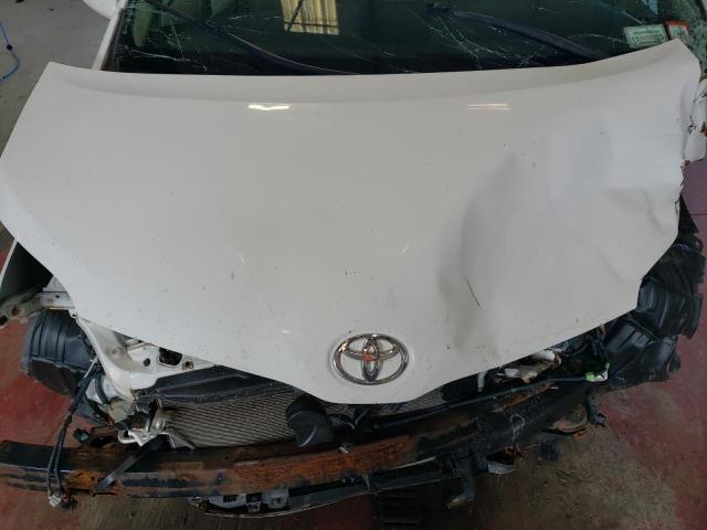 Photo 11 VIN: 5TDDK3DC6BS015054 - TOYOTA SIENNA XLE 