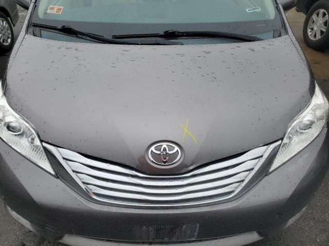 Photo 10 VIN: 5TDDK3DC6BS029682 - TOYOTA SIENNA XLE 