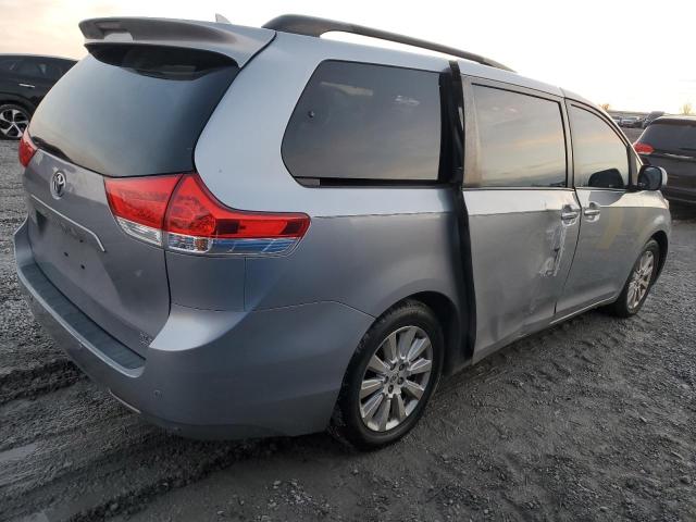 Photo 2 VIN: 5TDDK3DC6BS029701 - TOYOTA SIENNA XLE 