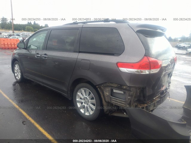 Photo 2 VIN: 5TDDK3DC6CS030784 - TOYOTA SIENNA 