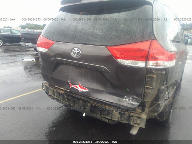 Photo 5 VIN: 5TDDK3DC6CS030784 - TOYOTA SIENNA 