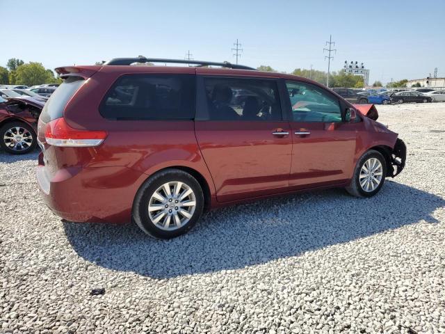 Photo 2 VIN: 5TDDK3DC6CS035595 - TOYOTA SIENNA XLE 