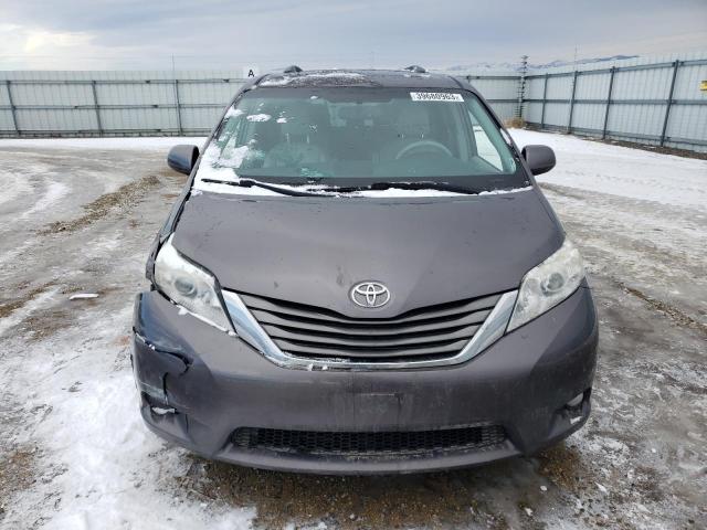 Photo 4 VIN: 5TDDK3DC6CS036536 - TOYOTA SIENNA XLE 