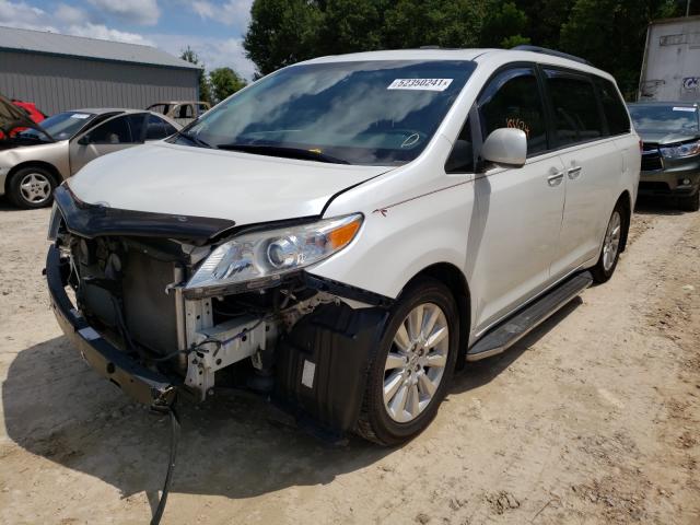 Photo 1 VIN: 5TDDK3DC6CS039291 - TOYOTA SIENNA XLE 